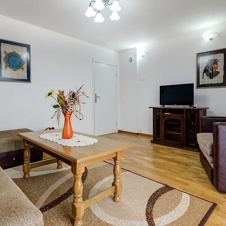 Sun Apartments Marija Budva Bagian luar foto