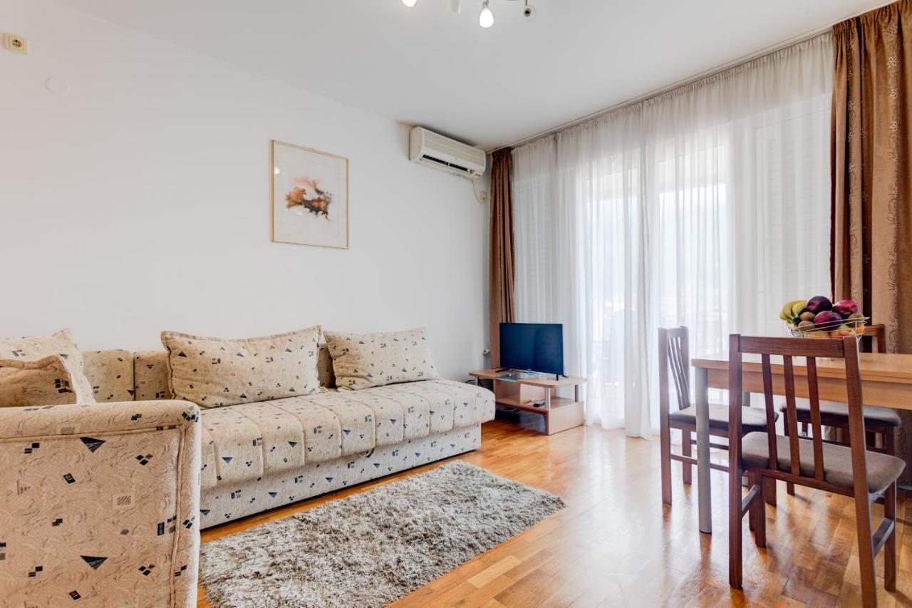 Sun Apartments Marija Budva Bagian luar foto