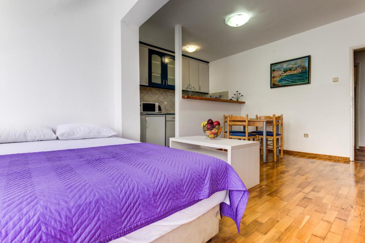 Sun Apartments Marija Budva Bagian luar foto